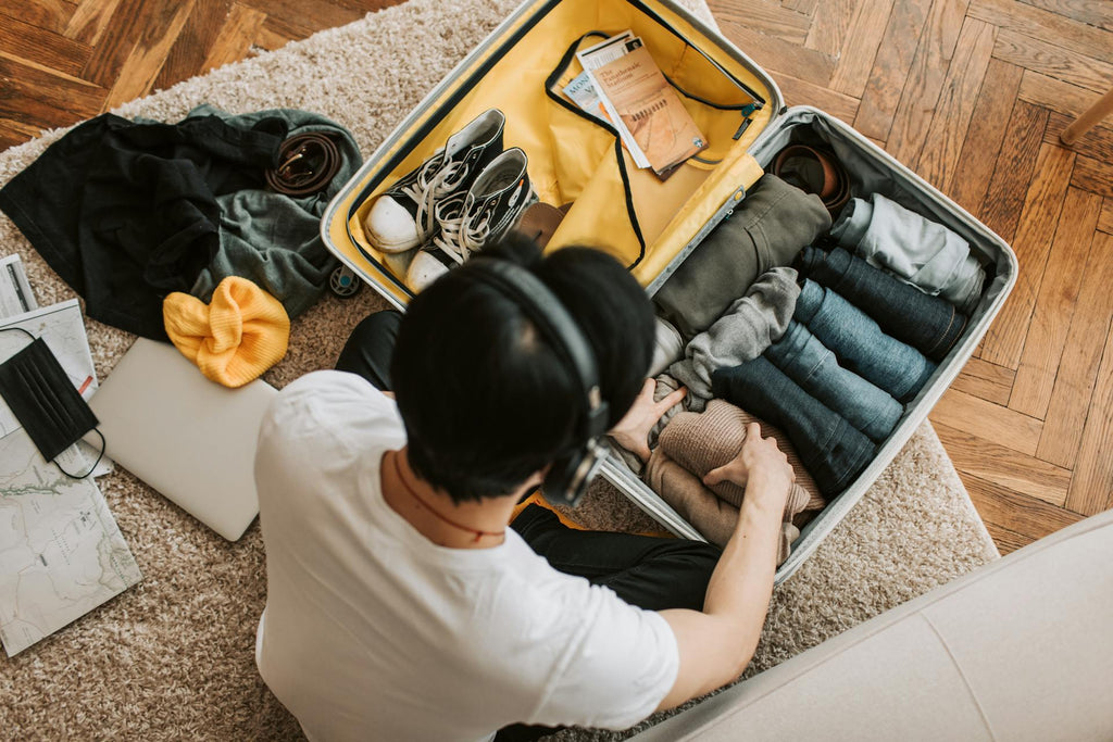 Cómo hacer una maleta para ahorrar espacio