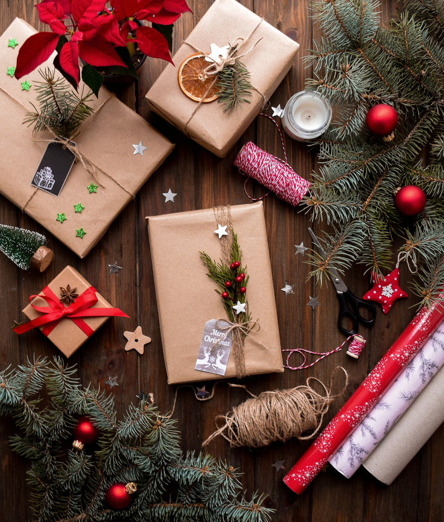 Ideas para regalar a mujeres en navidades 2023