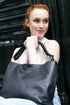 Bolso de hombro para mujer de piel con bandolera extensible azul marino Mara