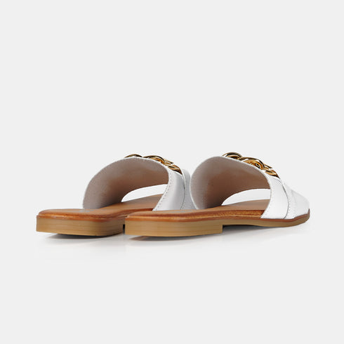 Sandalias de mujer de piel con adorno blanco Charo