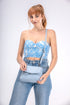 Bolso bandolera con solapa de piel azul celeste Carla primavera