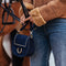 Bolso de bandolera con solapa piel serraje azul marino Camila