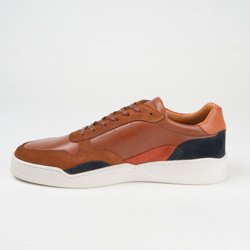 Zapatilla deportiva de hombre con cordones marrón Zaid