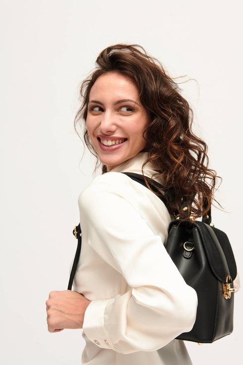 Mochila-de-Piel-negra-de-mujer-Sarah